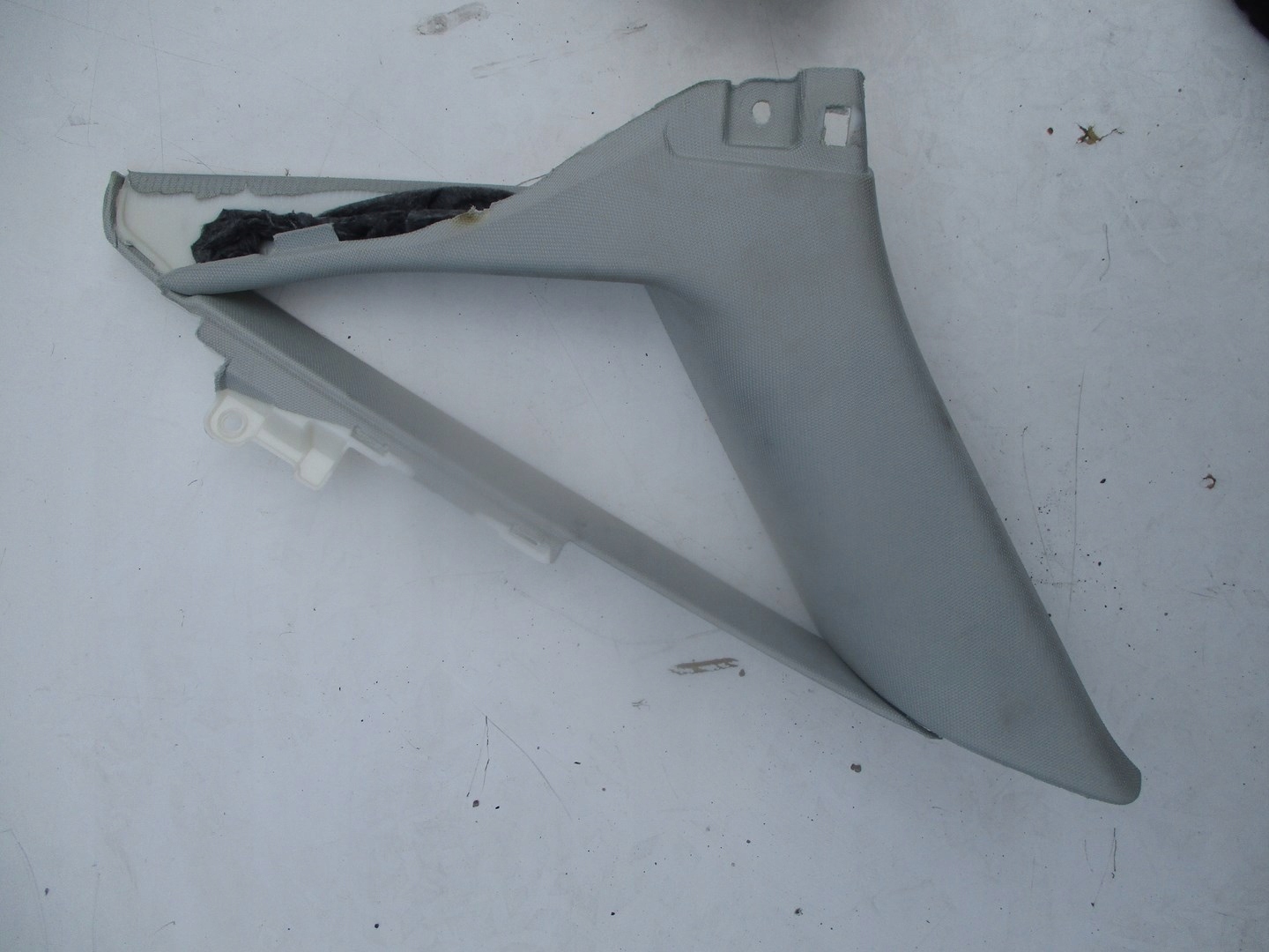 cap A pillar AUDI A8 4N0 17R