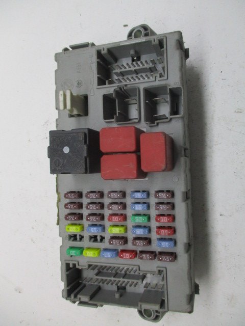 Предохранитель прикуривателя фиат дукато. Предохранители фиат дукато 3. Блок предохранителей фиат дукато 244. Ducato предохранители. Фиат дукато предохранитель на нагреватель фильтра топливного.