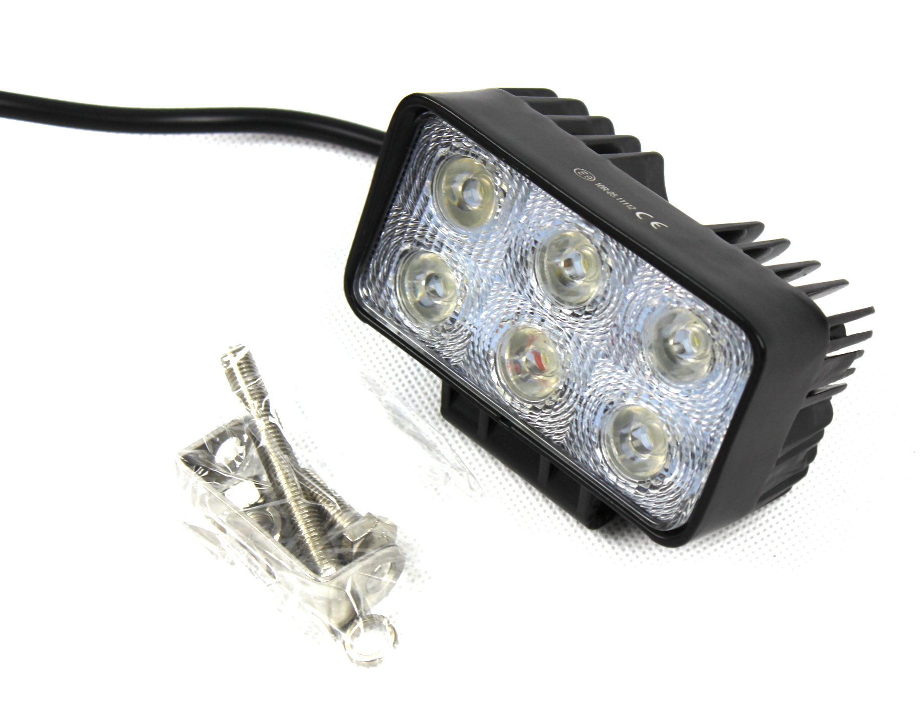 Рабочая лампа 6 LED галогенная прямоугольная 18W 12-24V номер детали ZM.107