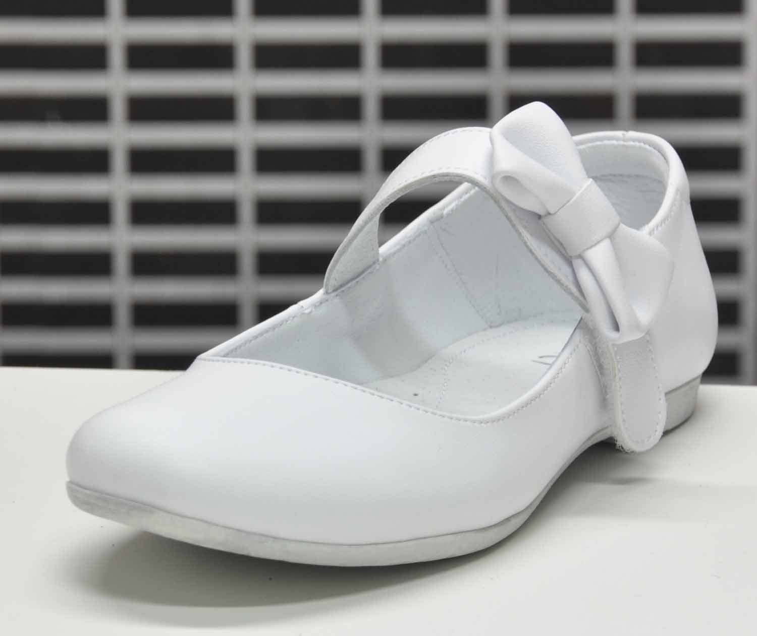 EMEL E-2260F BALERINKI DZIEWCZĘCE KOMUNIA R.31 Kod producenta 06953056#31