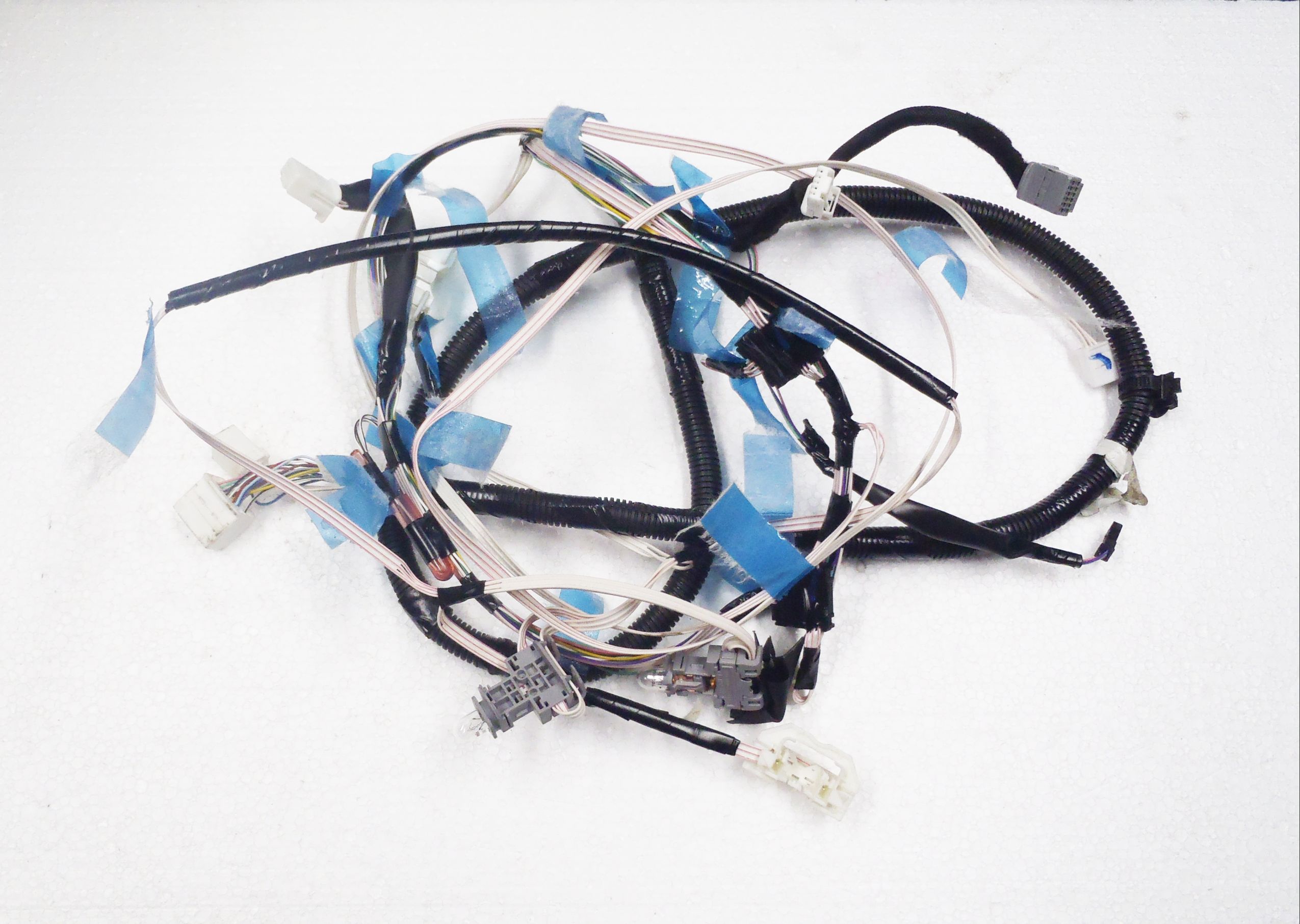 82171-05E10 - AVENSIS T27 15-18 установка луч крыши радар