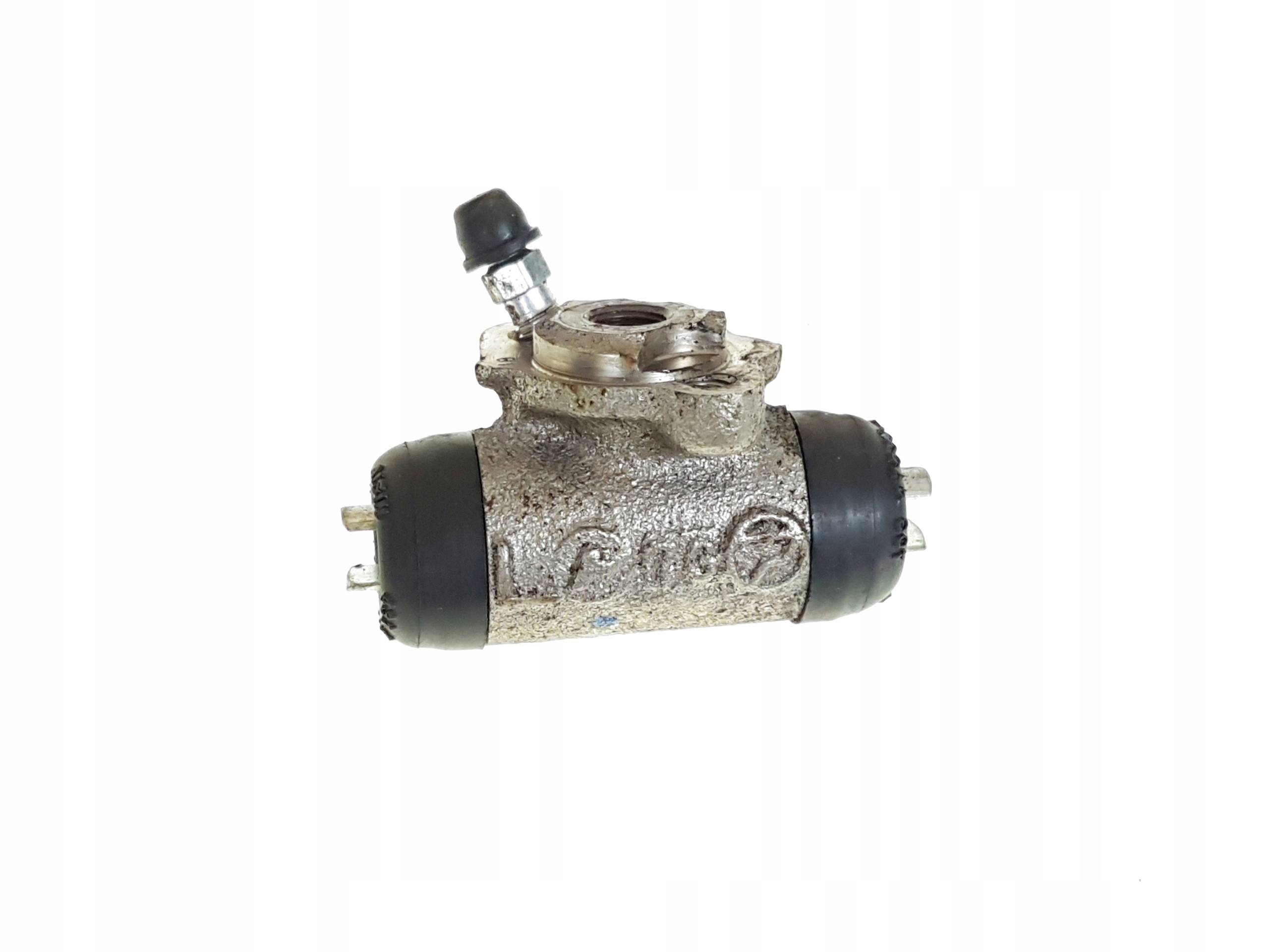 4757020060 - COROLLA E11 97-01 тормозной цилиндр задний левый