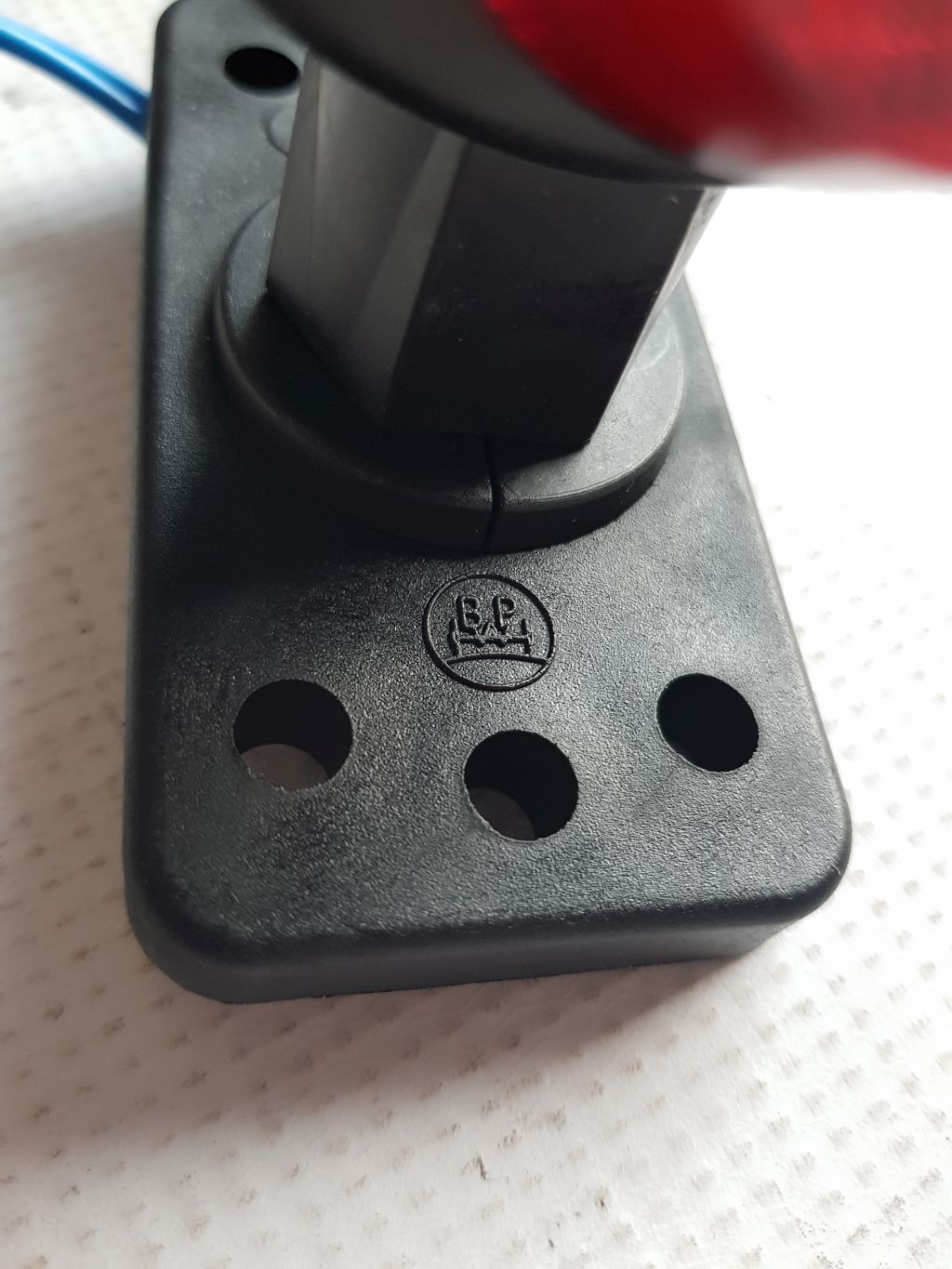 LAMPA OBRYSOWA NACZEPA PRZYCZEPA POMOC UNIWERSALNA Producent części Inny