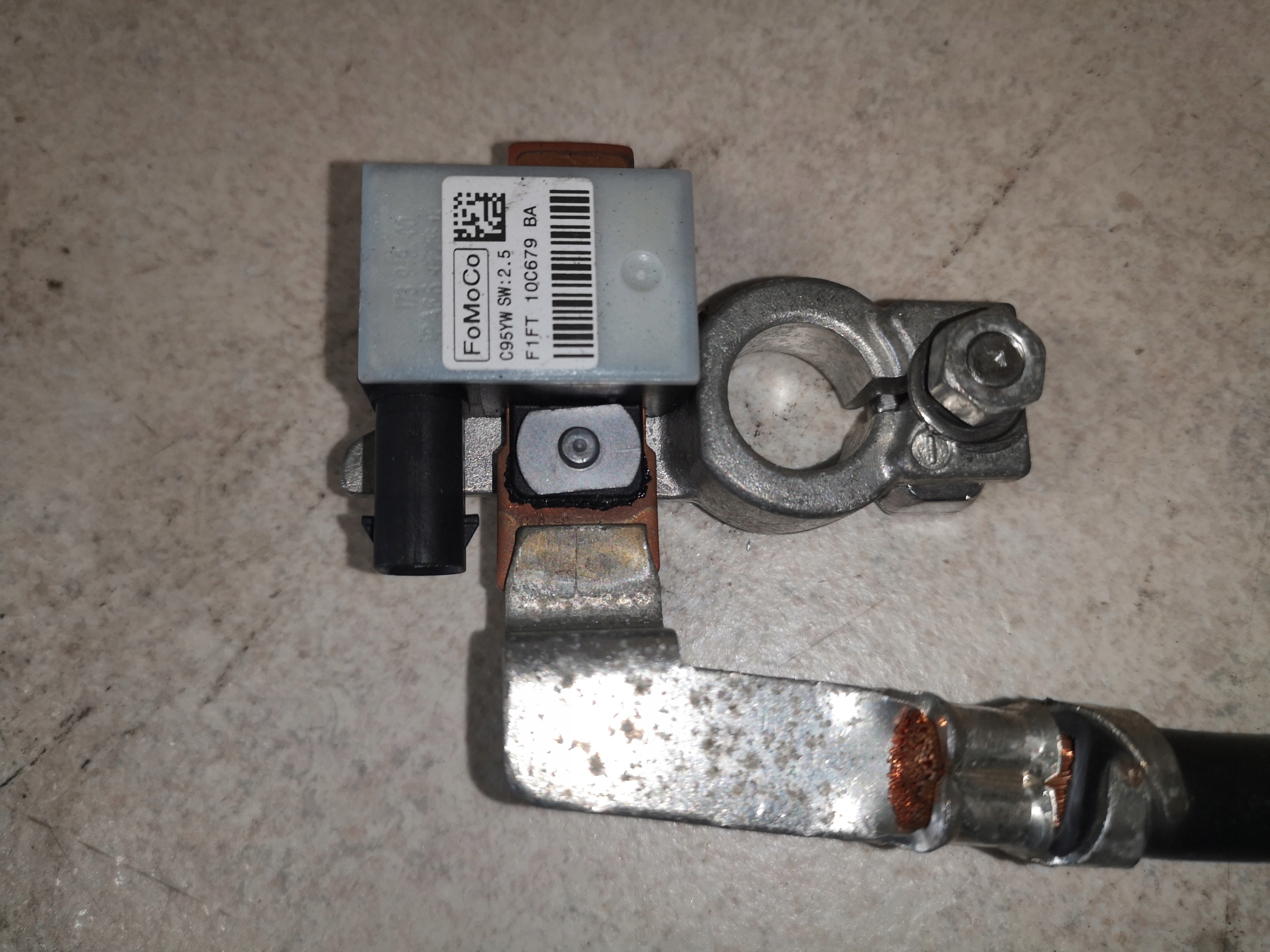 F1FT-10C679-BA - FORD FOCUS MK3 КЛЕМА МИНУСОВА