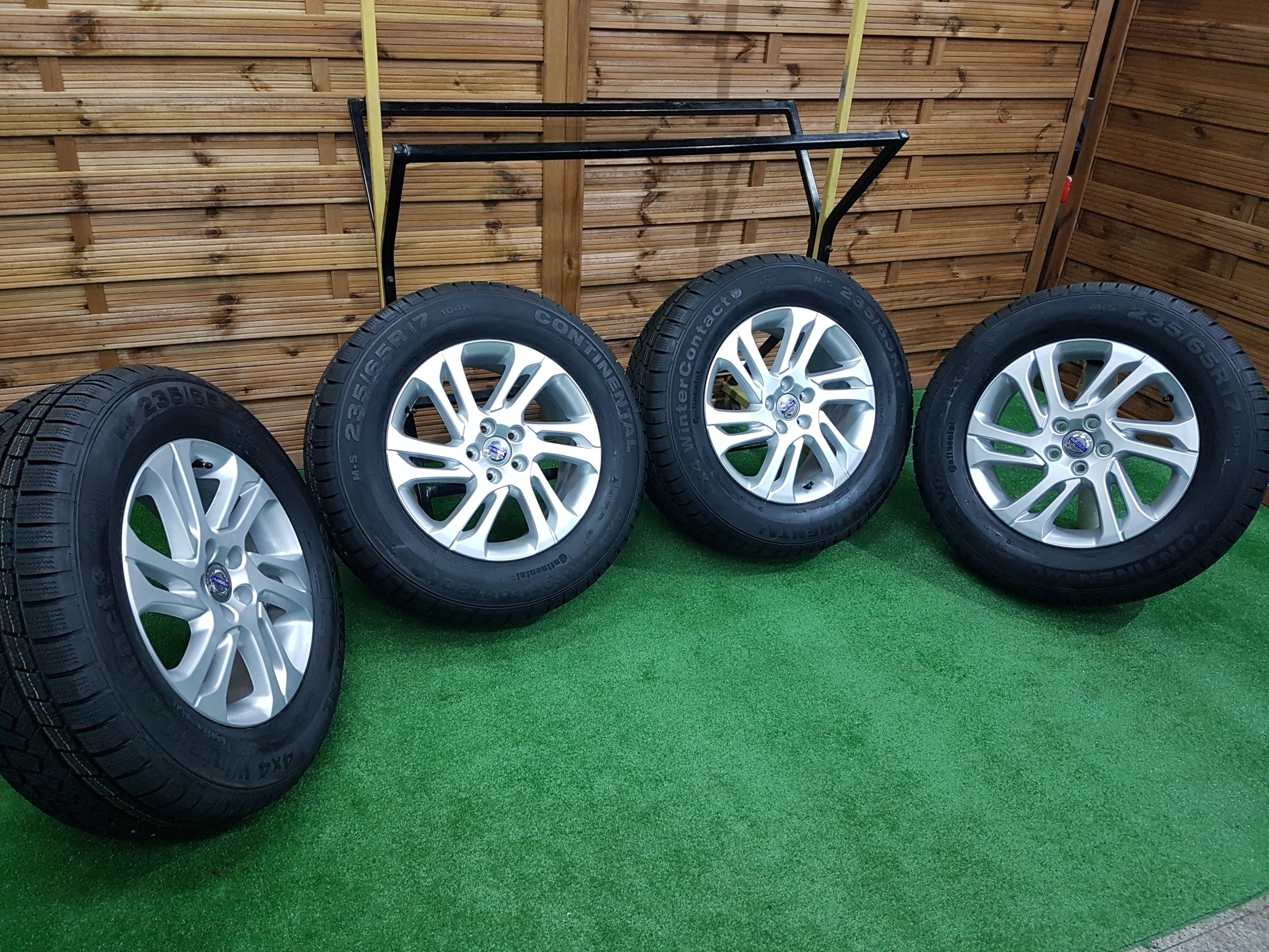 Koła alufelgi VOLVO 235/65R17 CONTINENTAL 4X4 NOWE Wzór wieloramienne