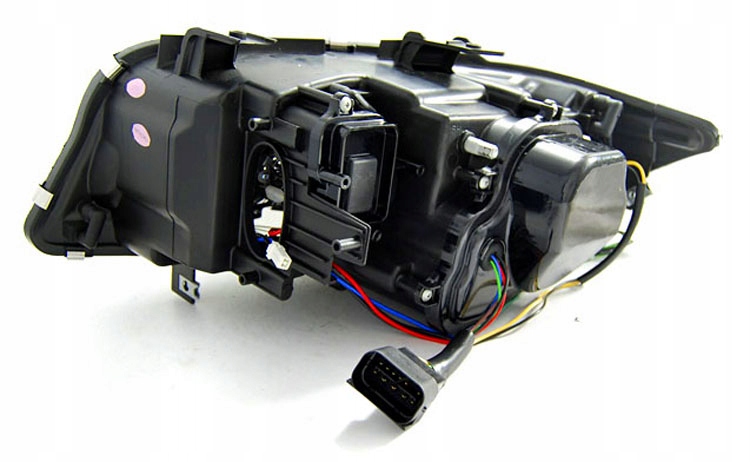 BMW 3 E91 LAMPY reflektory LED RINGI 3D D1S xenon Typ samochodu Samochody osobowe