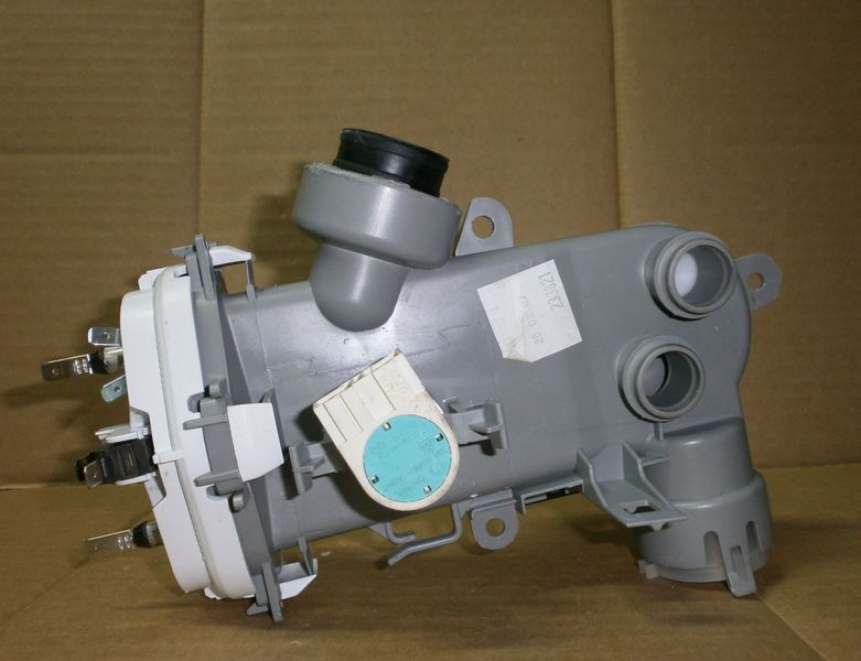 GRZAŁKA PRZEPŁYWOWA DO ZMYWARKI BOSCH SIEMENS NEFF Kod producenta 00488856