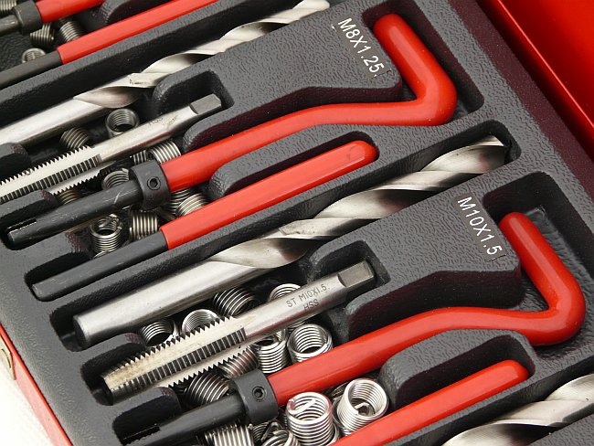 ZESTAW DO NAPRAWY GWINTÓW GWINTU GWINTOWNIKI 131el Marka Luxtom