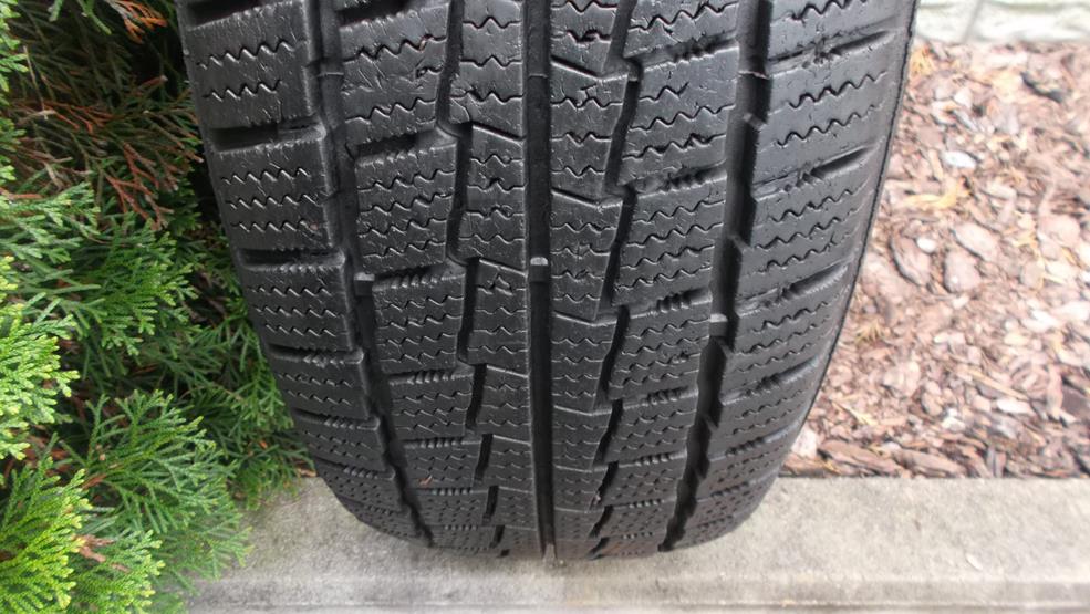 HANKOOK WINTER RW06 195 / 60R16C 99 / 97T (II544)