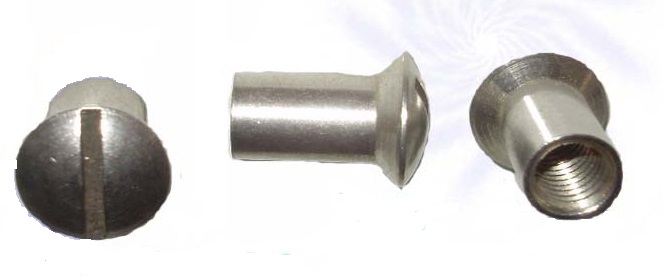 

M5X15 Nierdzewna Nakrętka Tulejowa Meblowa 9061 A2