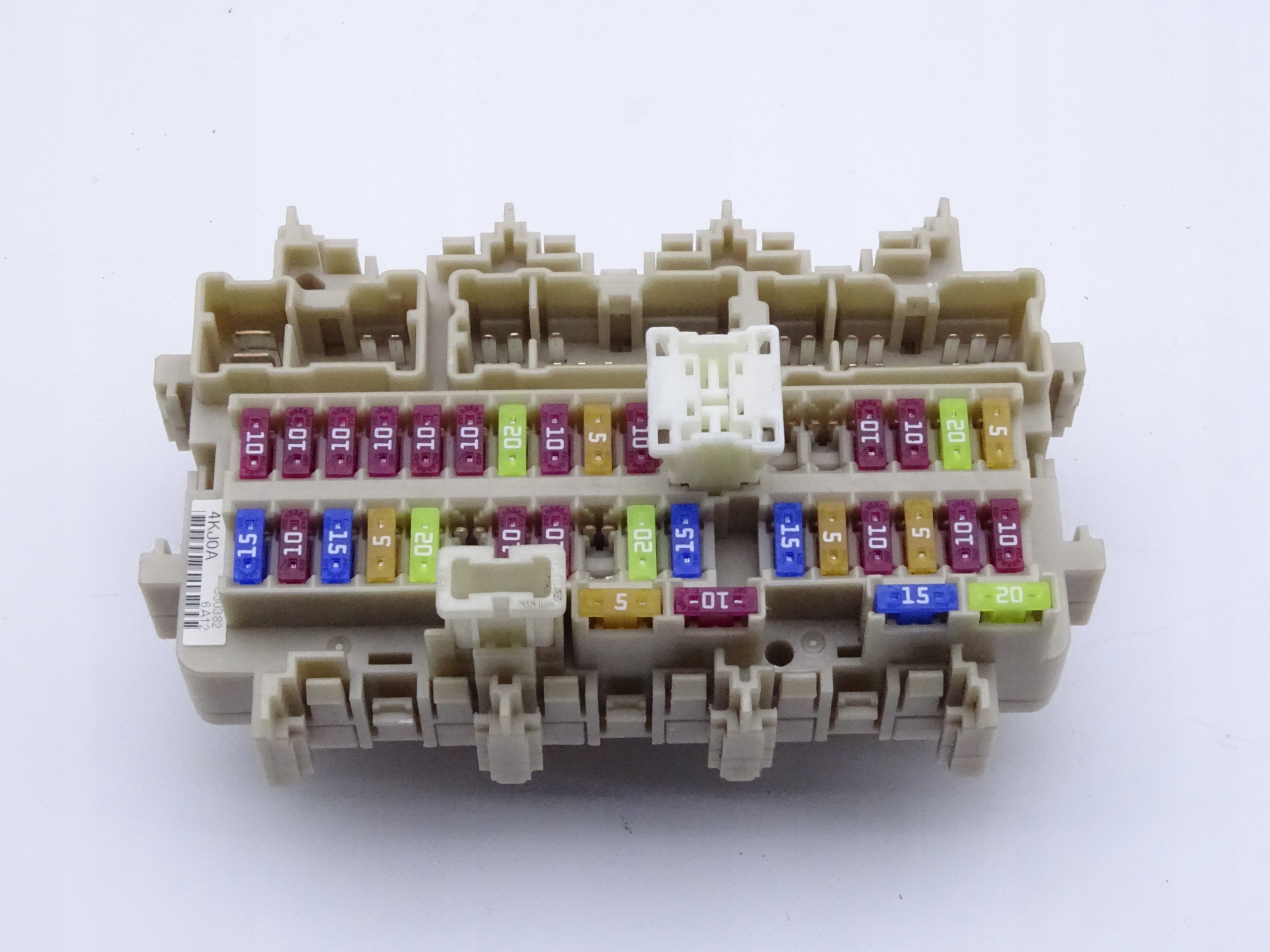 Nissan np300 предохранители. Предохранитель на замок крышки багажника на ниссан патфайндер r51. Navara предохранители. Предохранитель для ниссан навара 2012. Navara предохранители.