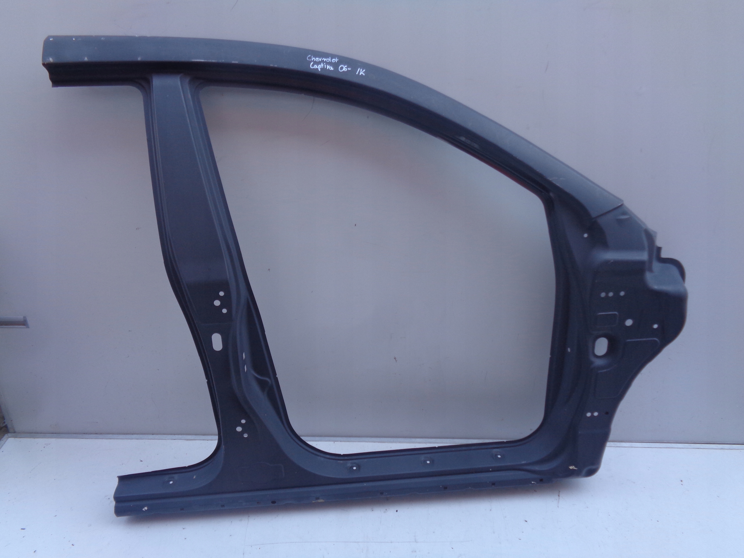 SŁUPEK PRAWY PRZEDNI CHEVROLET CAPTIVA 06-