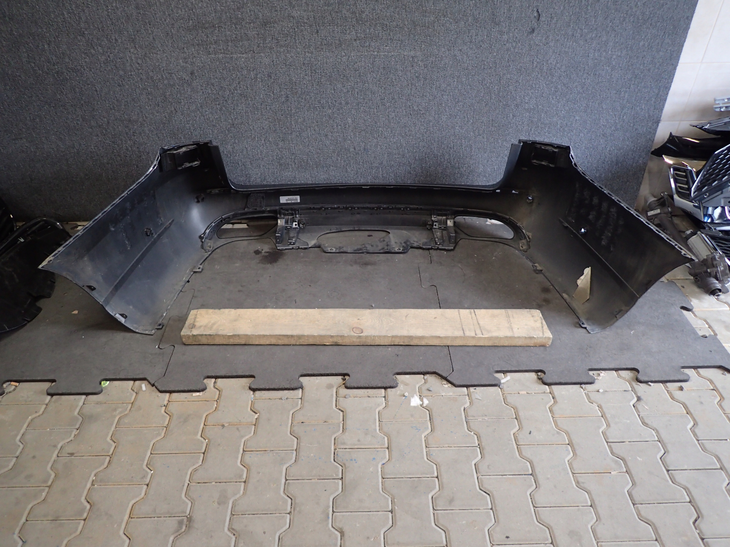 STOSSSTANGE HECK MERCEDES E KLASA W213 KOMBI