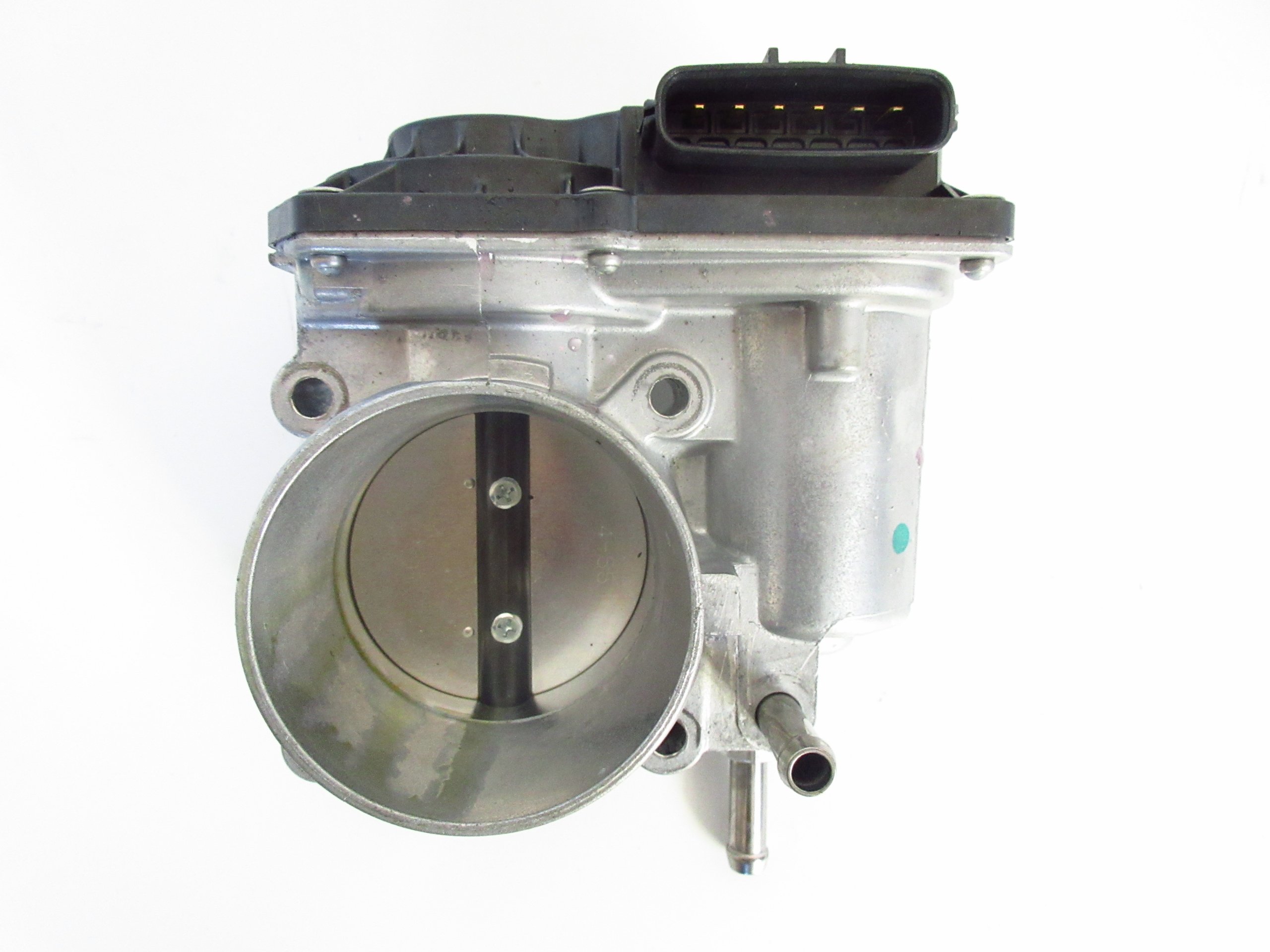 PRIUS III PRIUS + PLUS ДРОССЕЛЬНАЯ ЗАСЛОНКА 22030-37060