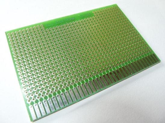 

Płytka uniwersalna U-003 93x62 [mm] wiercona