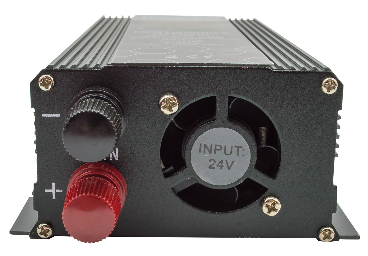 PRZETWORNICA 24V 230 SAMOCHODOWA NAPIĘCIA1000 LCD Moc użytkowa 600 W