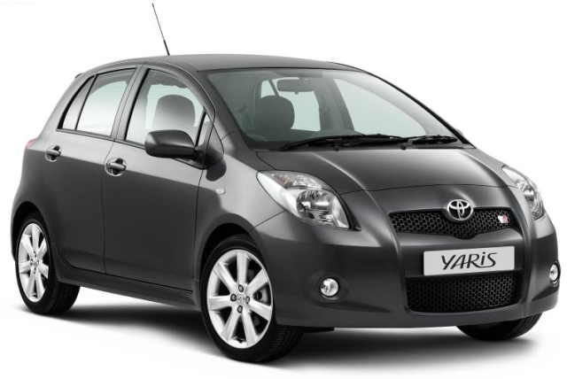 YARIS4D - TOYOTA YARIS 2D ЦЕНТРАЛЬНЫЙ ЗАМОК + БРЕЛОКИ В СБОРЕ