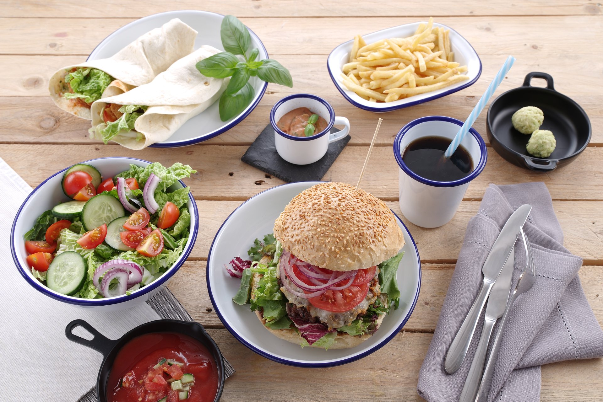 MISKA BLASZANA 16CM EMALIOWANA PRL HENDI Liczba sztuk 1 szt.