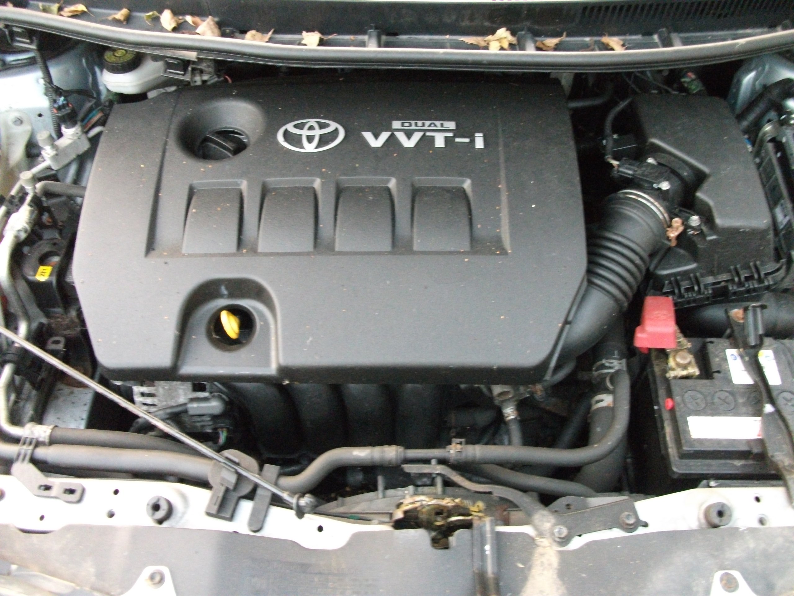 TOYOTA AURIS 1,6 VVTI 0610R SILNIK 1ZR IDEALNY