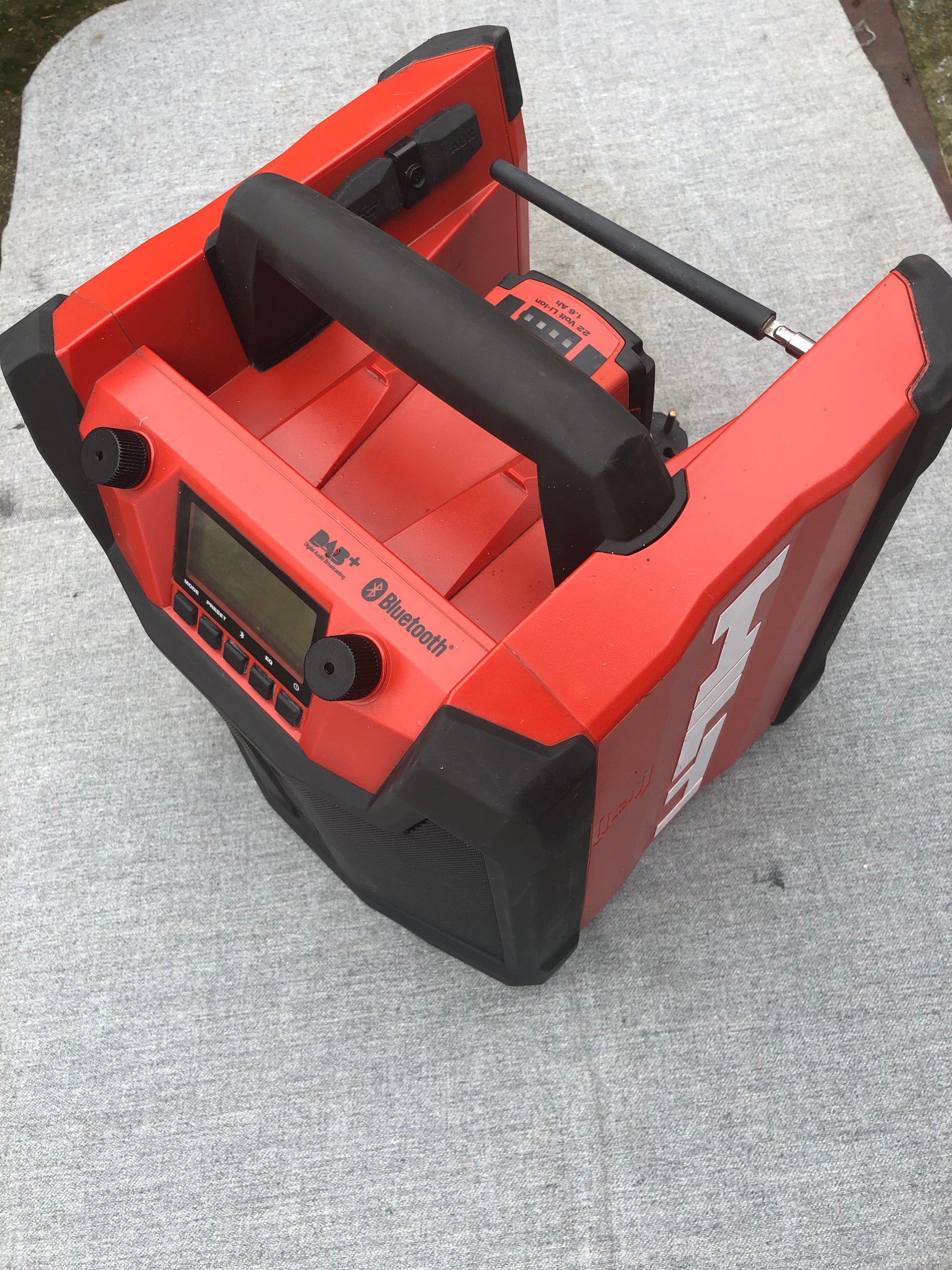 HILTI ładowarka radio RC 4/36DAB + aku 7214780654 oficjalne