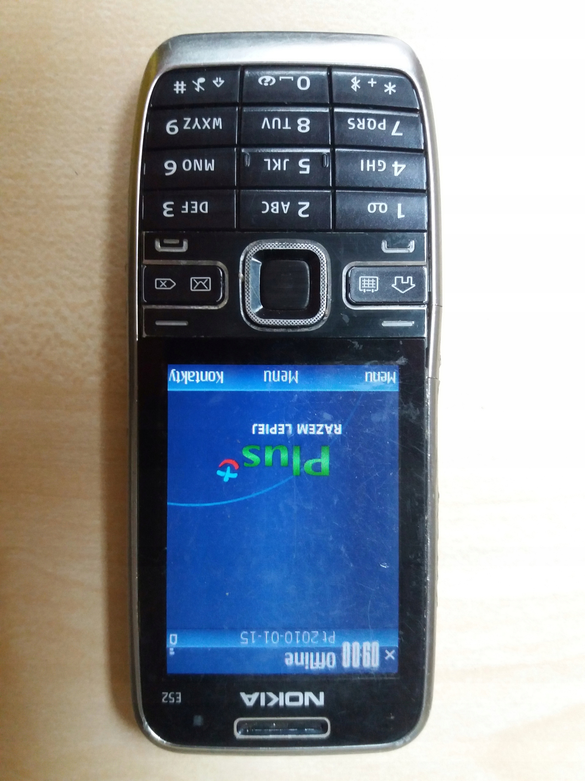 Nokia e52 не слышно