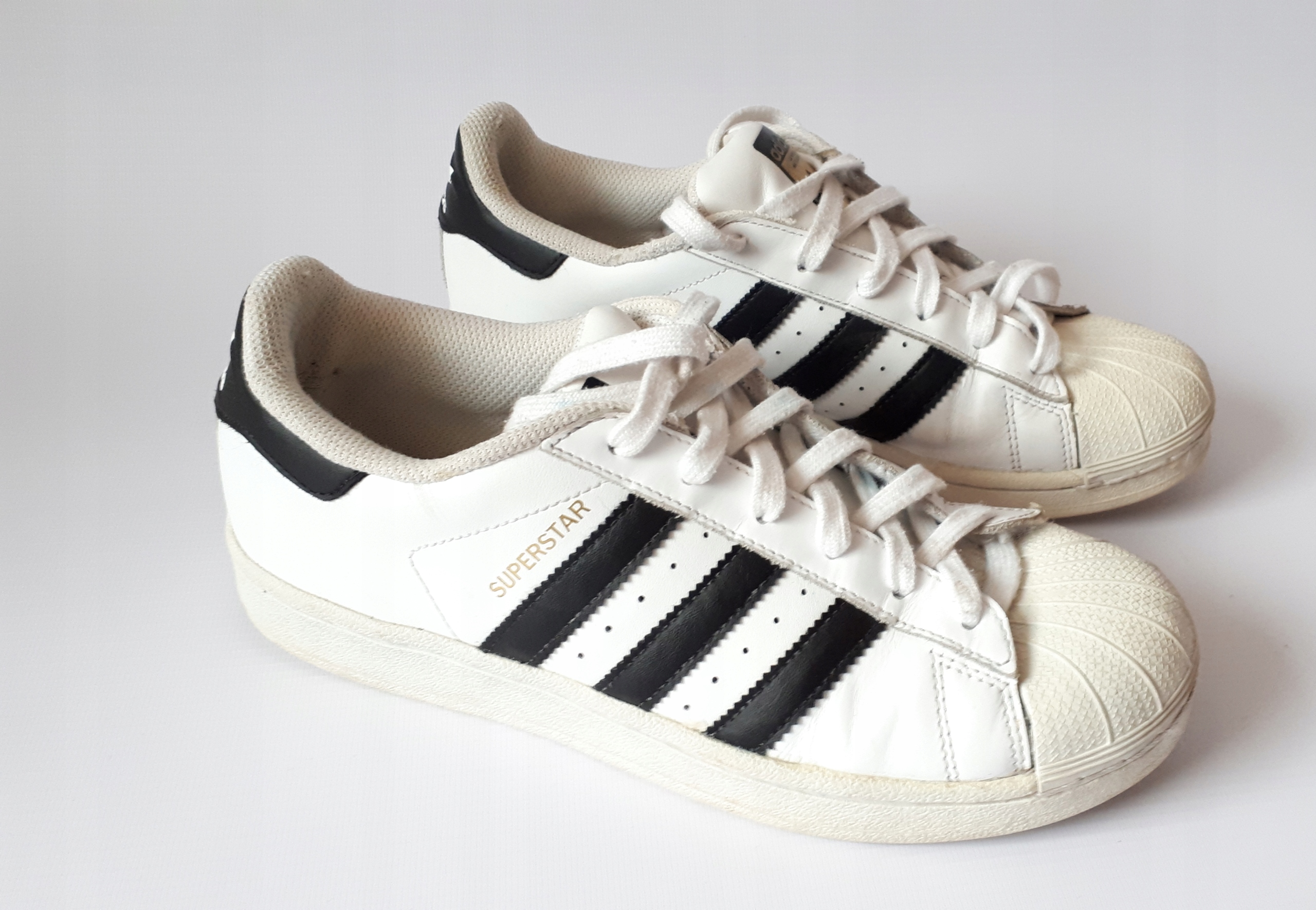 ADIDAS SUPERSTAR SKÓRA R.40 ADIDAS SUPERSTAR SKÓRA R.40