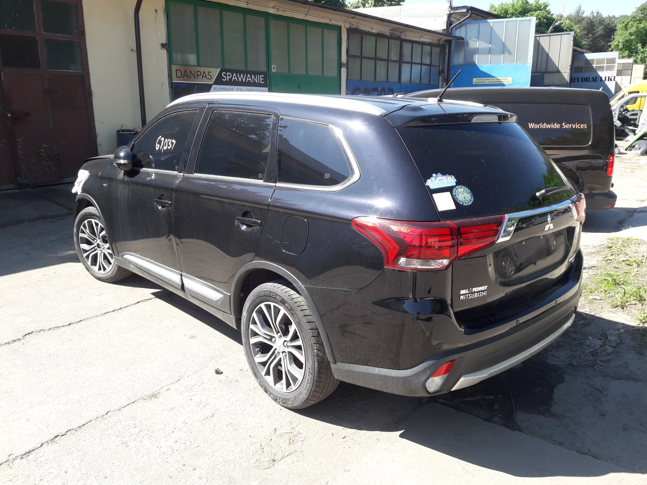 Mitsubishi outlander v6