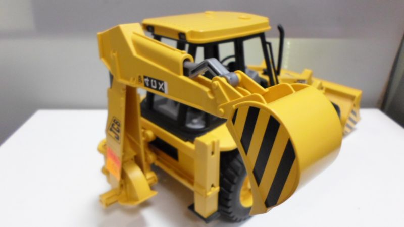 Zonex Bruder Zabawka Koparka Jcb 4cx Zółta 7320615517 Oficjalne