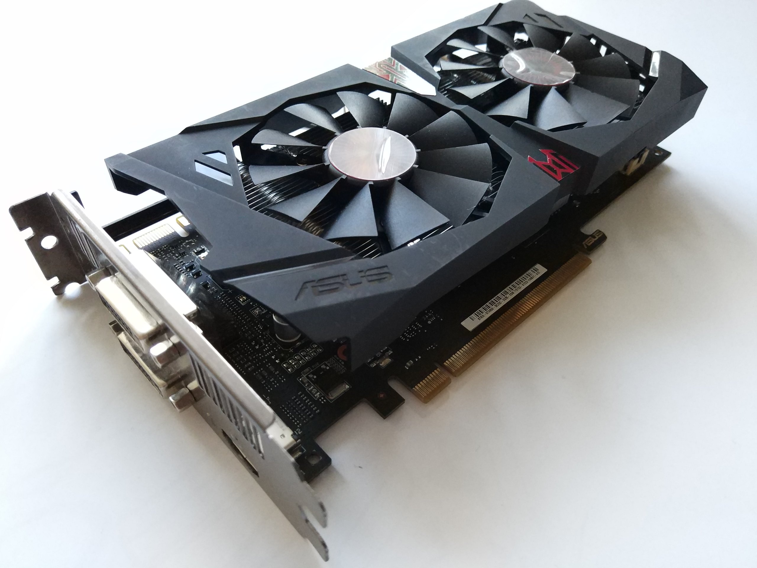 Asus strix gtx 950 нет изображения