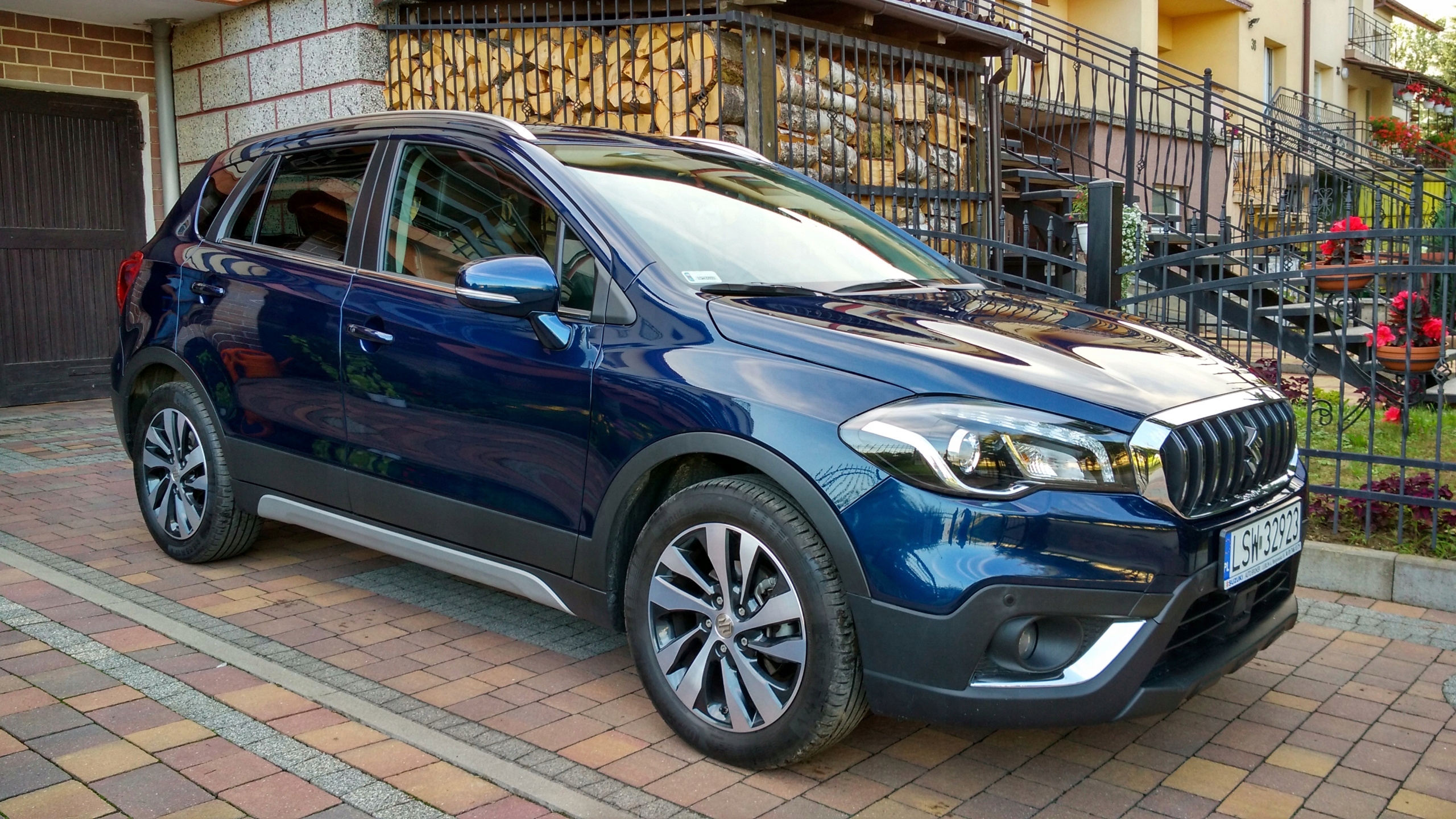 Отзывы сх 4. Suzuki sx4 2021. Сузуки СХ-4 новый. Судзуки sx4 2021. Suzuki sx4 s-Cross 1.6.