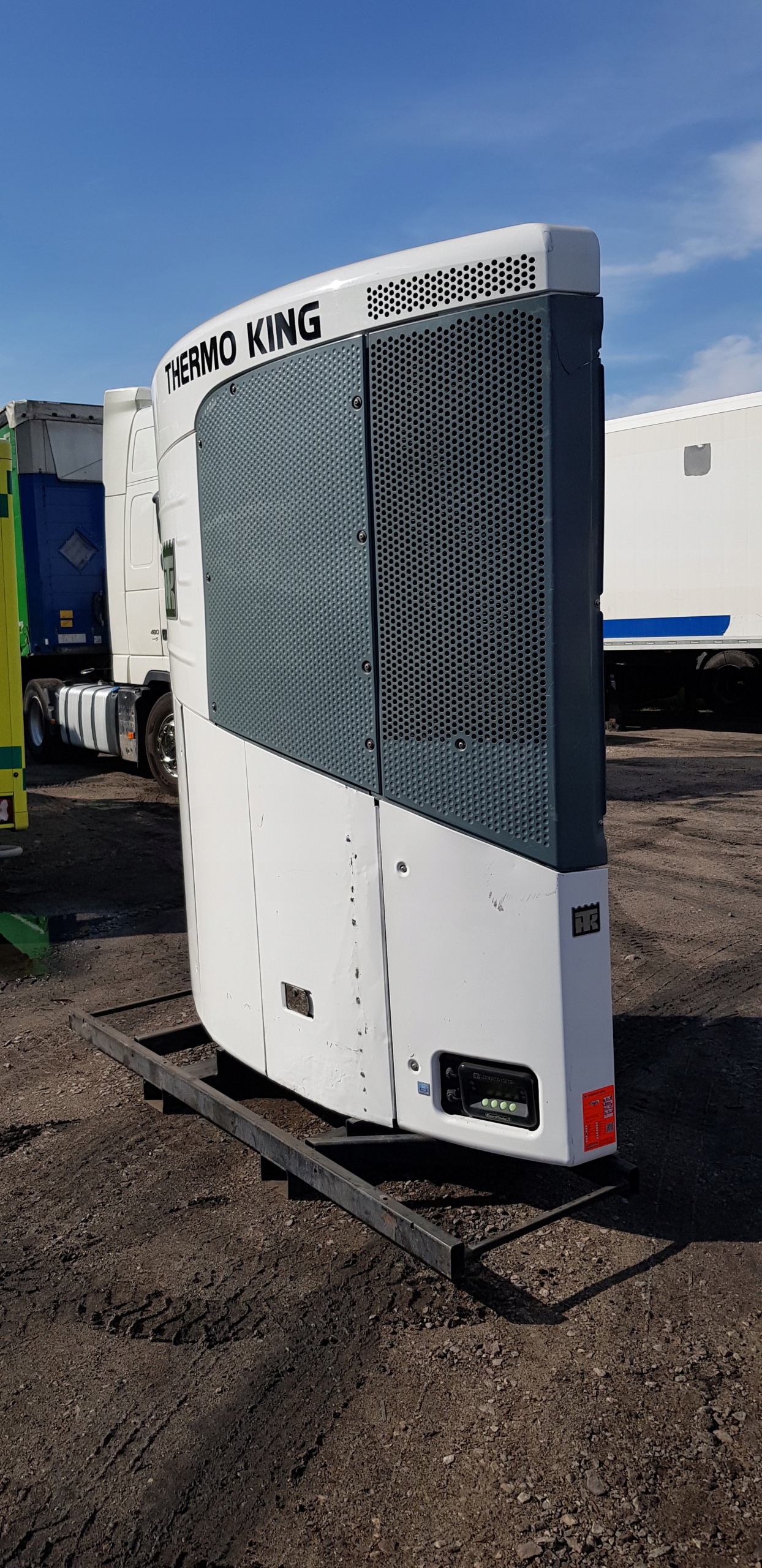 Agregat THERMO KING SLX 400 Rok prod. 2012 7533999832 oficjalne