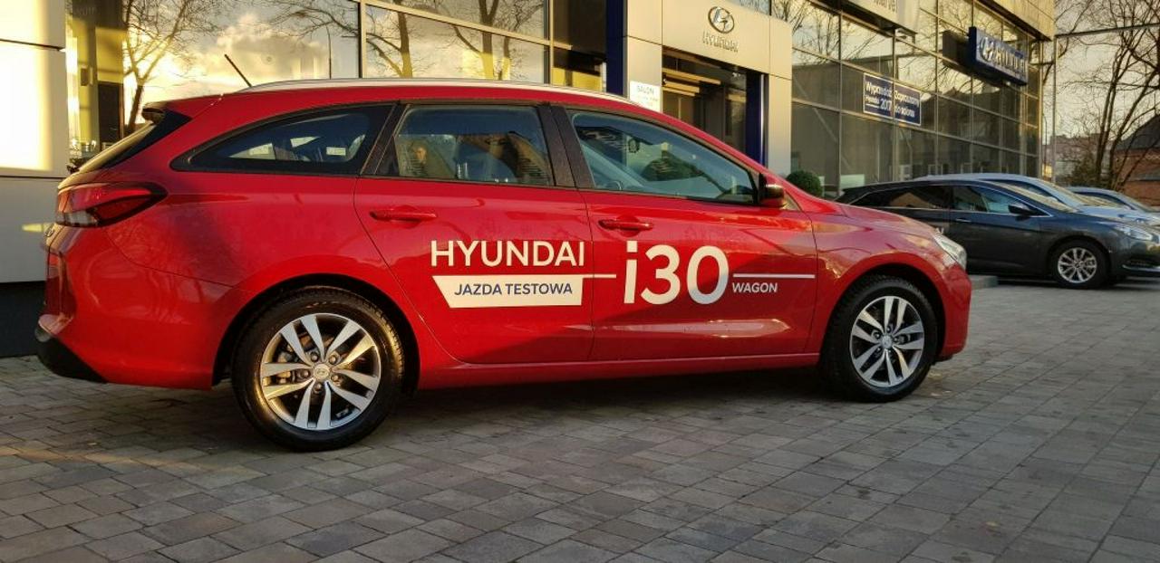 Hyundai i30 Wersja COMFORT 1.6 CRDi 6MT 110km