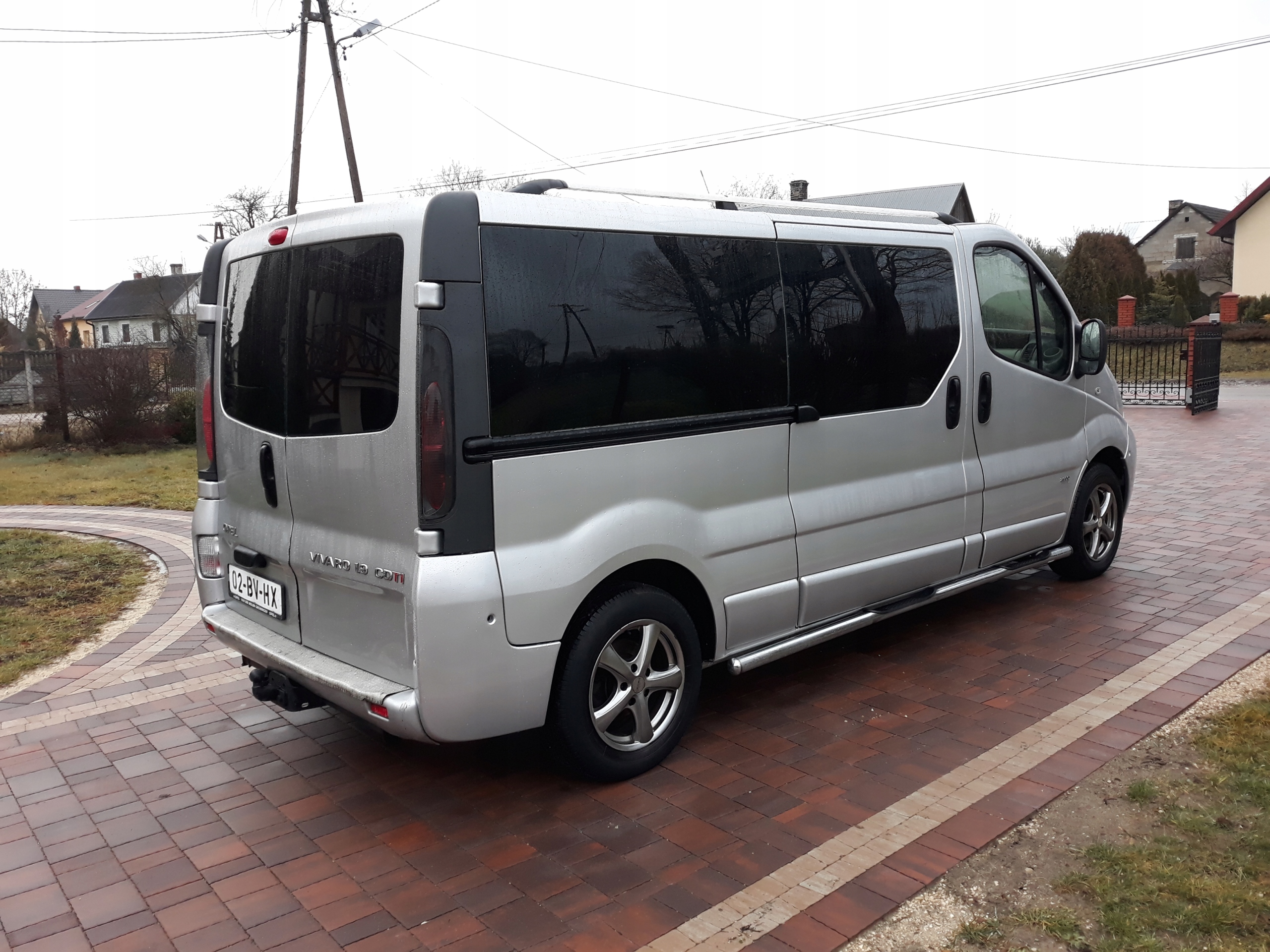 Opel vivaro long