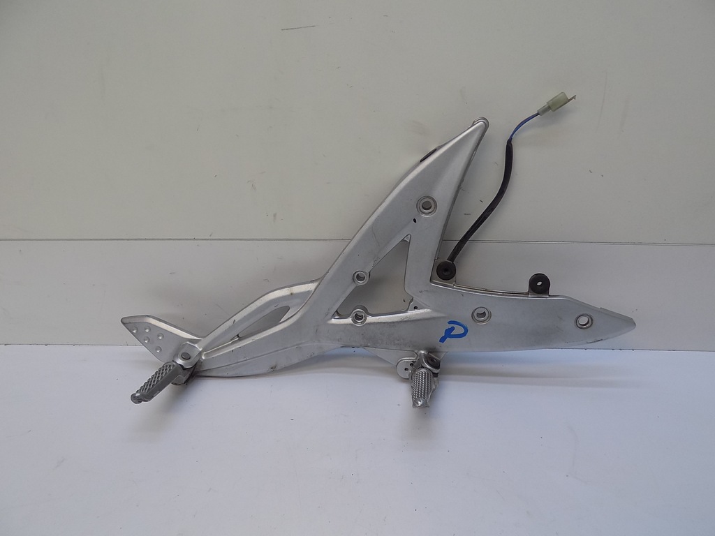 KAWASAKI ER6N 05-08 SET PRAWY + PODNÓŻKI