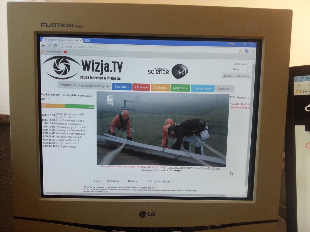 Monitor crt LG Flatron F900B
