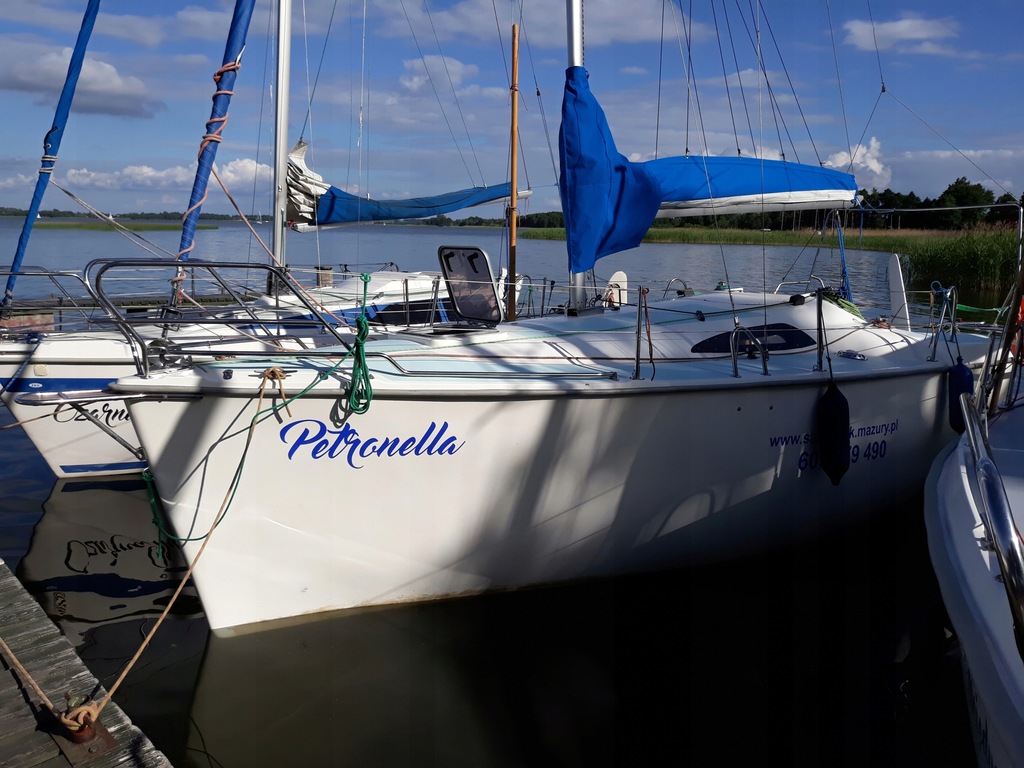 Czarter jachtu MARINER 830 na Mazurach