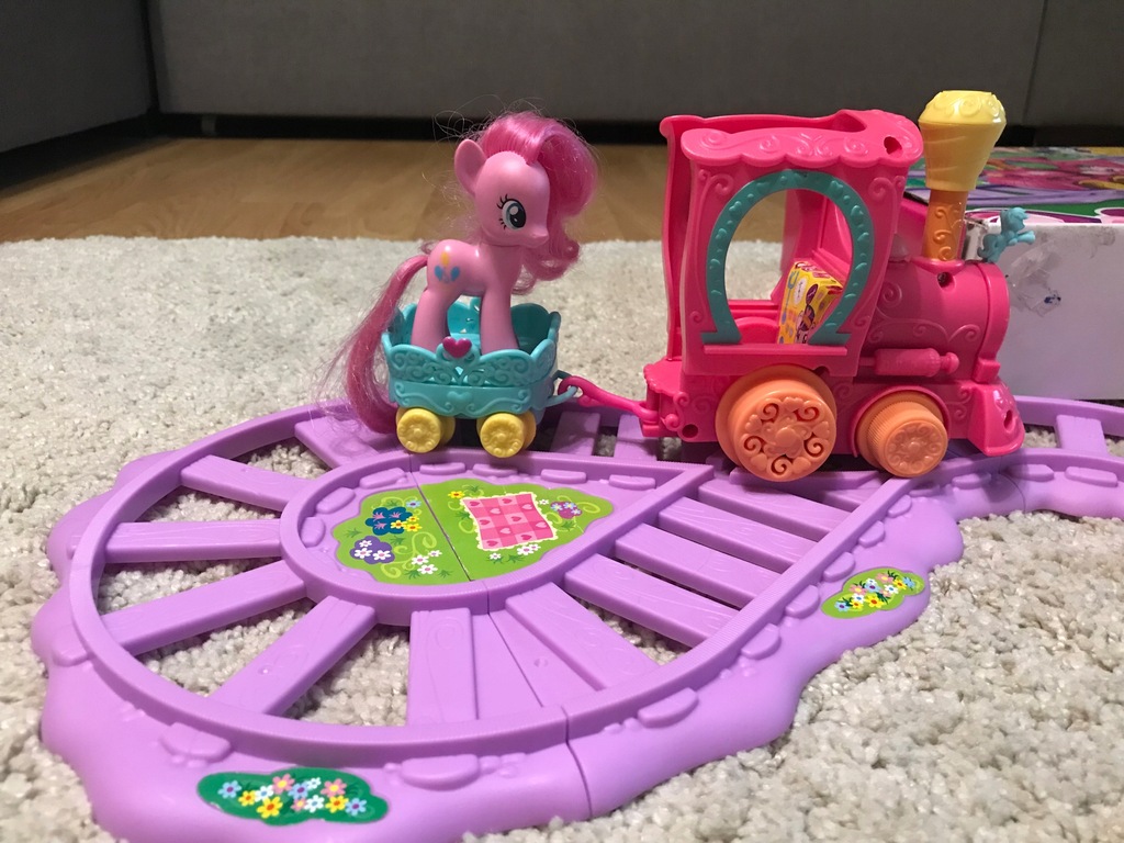 My little pony - kolejka, pociąg, tory, kucyki