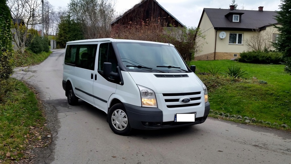 FORD TRANSIT/TOURNEO BUS OSOBOWY (9-os)