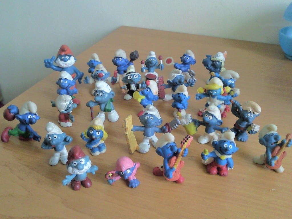 FIGURKI SMERFY Z PRL-U , 27-sztuk !!!
