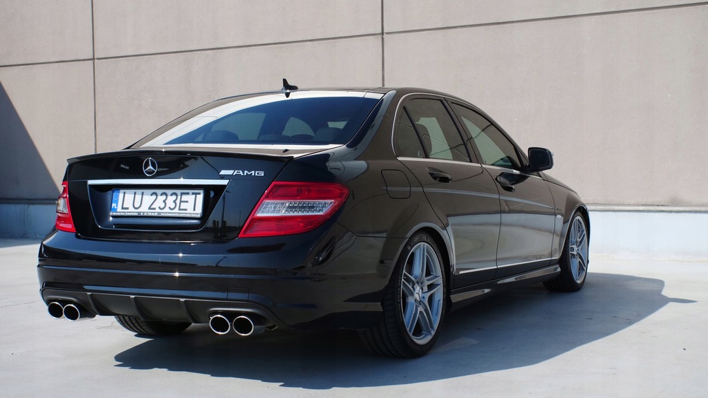 Mercedes-Benz w204 c350 ///AMG Performance