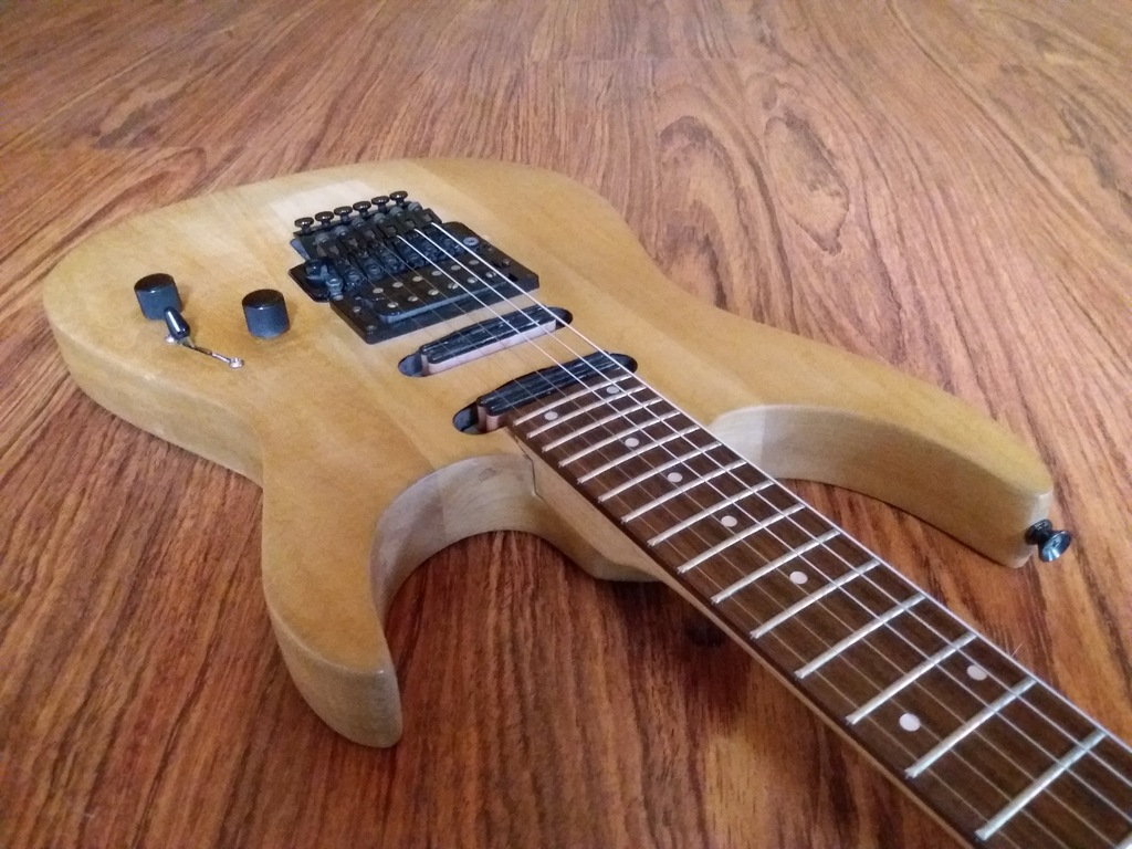 Gitara Fernandes FR-85 superstrat made in Japan