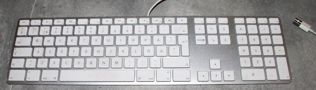 Klawiatura przewodowa Apple Keyboard A1243