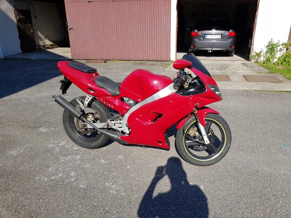 Peugeot xr6, silnik am6