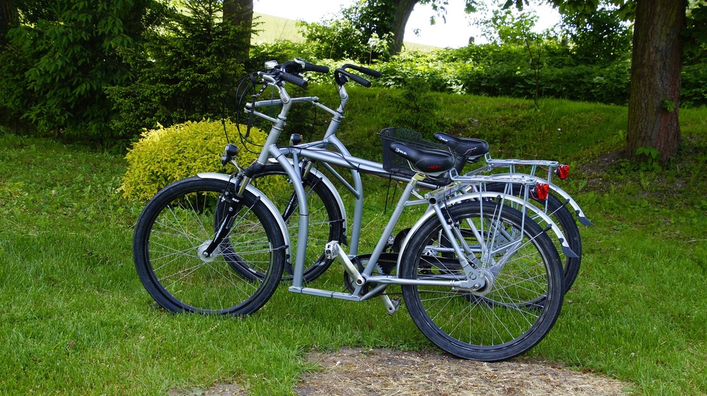 Rower tandem równoległy czterokołowy