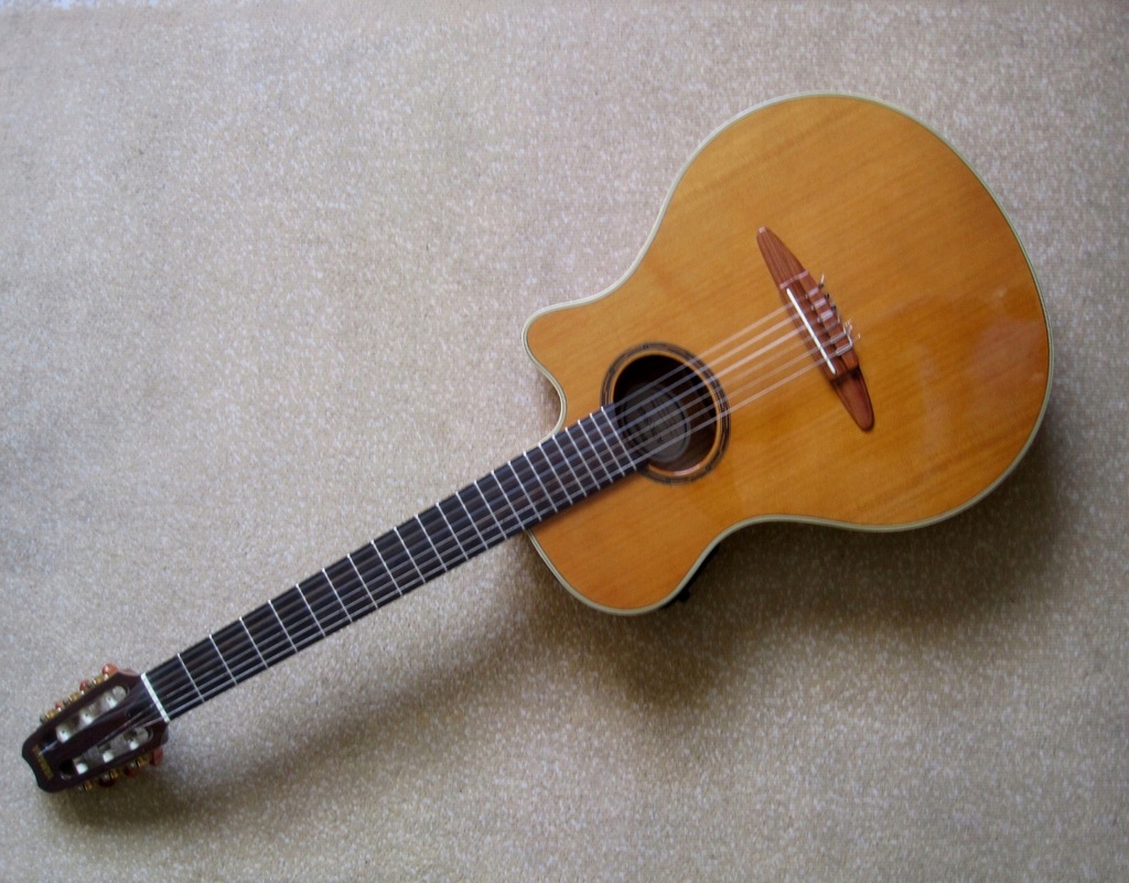 Yamaha APX 9NA elektro akustyk nylon