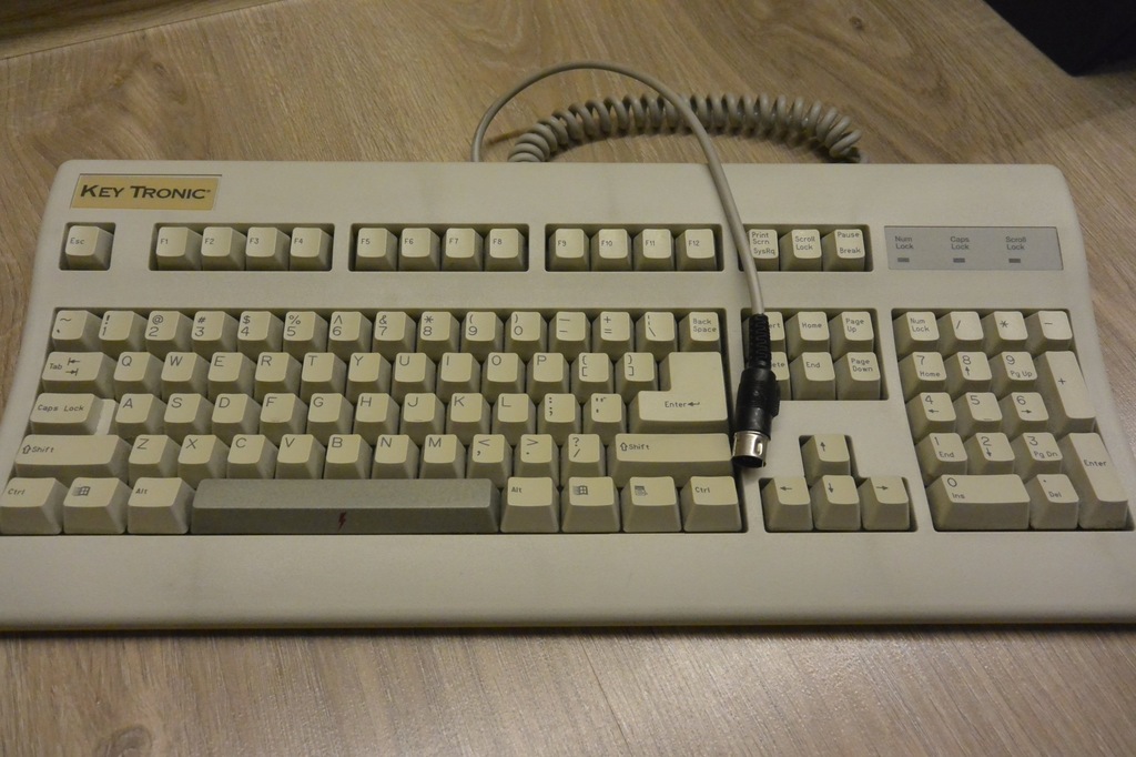 Stara klawiatura KEY TRONIC (DIN 5 pin)