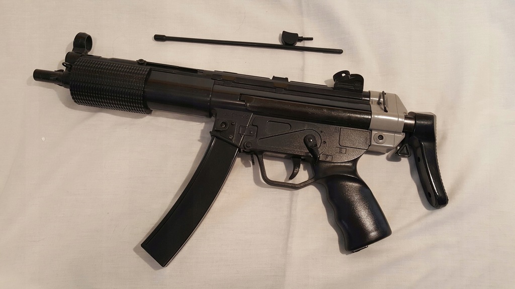 Karabin H&amp;K MP5, replika.