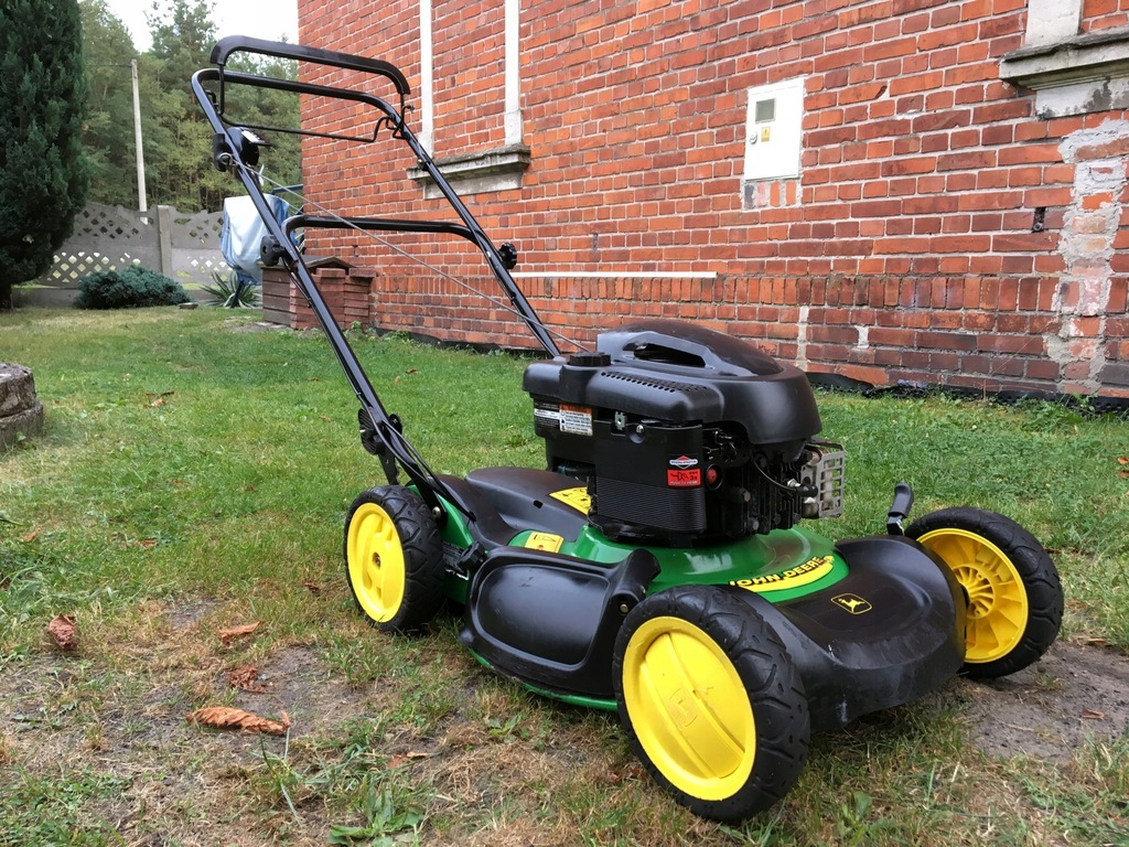 Kosiarka Spalinowa John Deere JS63 || 5,5KM | 53cm