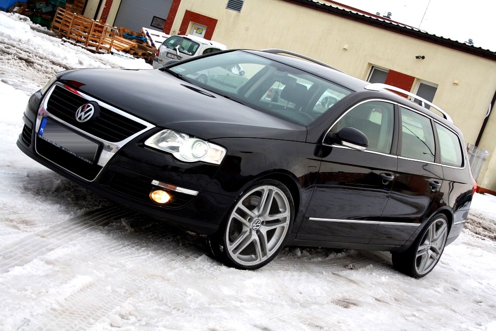 CZARNY=PASSAT B6 SPORT= DSG XENON CHROM 18 R-line