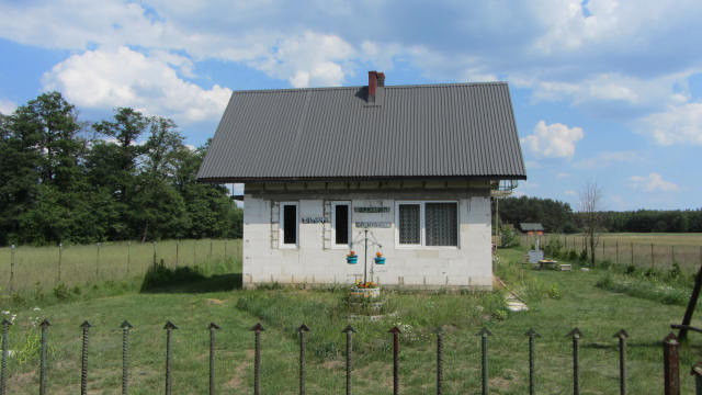Nieruchomość. Działka z domkiem nad Liwcem Sekłak